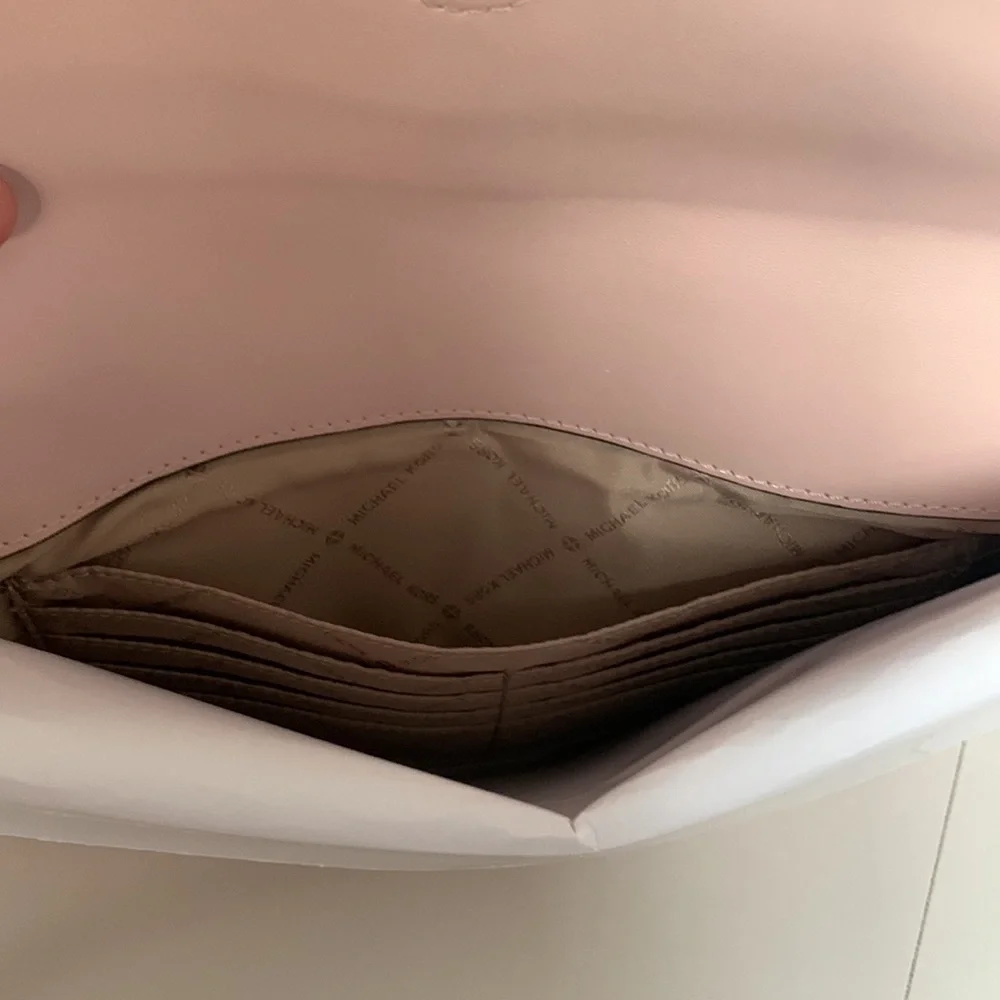 Michael Kors Clutch: Pale Pink - Picture 5 of 5